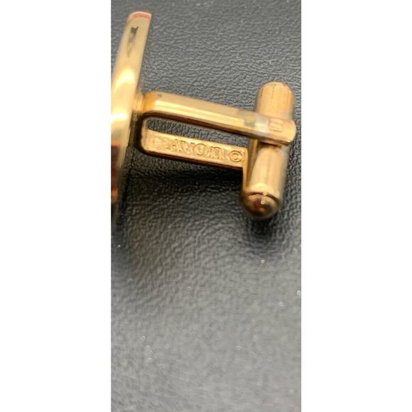 Vintage Avon Classic Timeless Oval Textured Gold Tone Cufflinks Signed - Picture 4 of 5